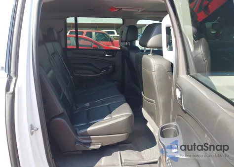 2017 Chevrolet Suburban Lt z USA, uszkodzony, nr VIN 1GNSKHKC6HR170600